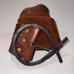 Vintage Viking Gorpcore Rugged Handmade Raw‎ Cut Leather Fish Buckle Belt